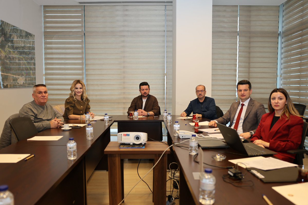 Afyonkarahisar'da Eğitim Sektörü Temsilcileri Meslek Komitesi'nde Bir Araya Geldi