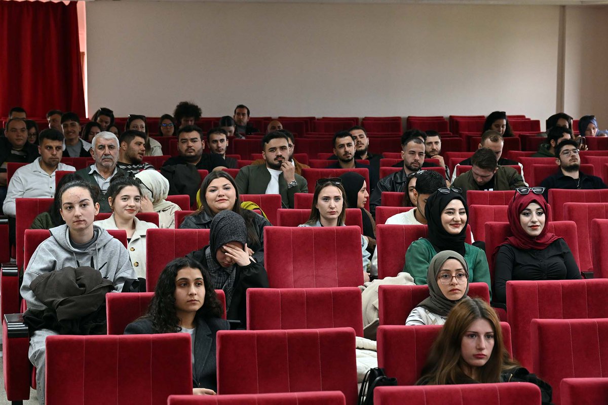 AKÜ'de 23 Nisan'da TBMM'nin Açılışı ve Meclisin Düşünce Yapısı İncelendi