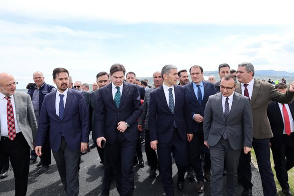 Afyonkarahisar'da Jeotermal Sera Projesi İncelendi