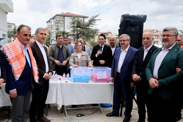 Afyonkarahisar'da Türk İş Konutları Sahiplerini Buldu: 108 Aile Anahtarlarına Kavuştu