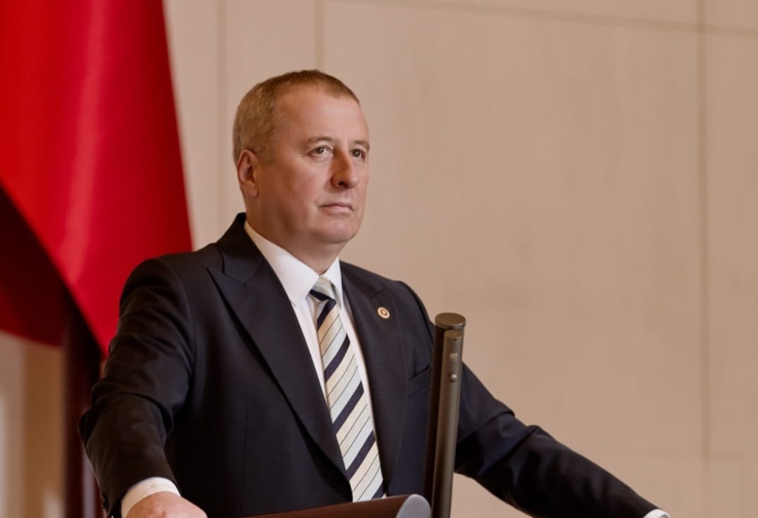 İYİ Parti Genel Başkan Yardımcısı ve Afyonkarahisar Milletvekili Hakan Şeref Olgun,dan ögrencilere Mesaj
