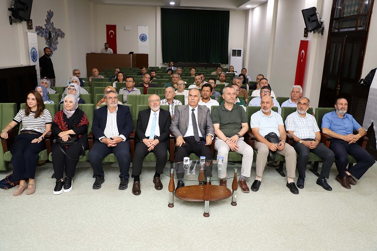 AKÜ’de “Gazze’de Soykırımın Gölgesinde Eğitim” Söyleşisi Düzenlendi